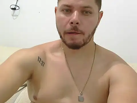 ggbigidick22 online show from April 2, 2026, 9:01 pm