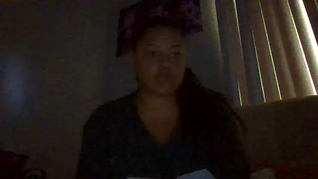 Snapshot of madzbailey chatting on July 15, 2026, 10:15 pm madzbailey online show from July 15, 2026, 10:15 pm