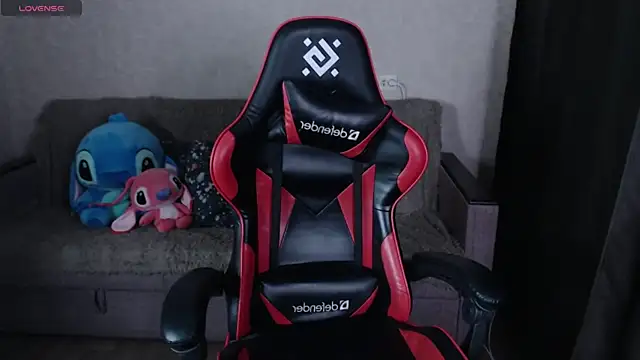 Snapshot of KennyOrtiz chatting on April 8, 2026, 6:24 am KennyOrtiz online show from April 8, 2026, 6:24 am