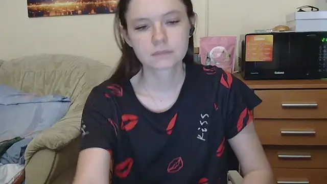 Snapshot of JessicaHolland1 chatting on May 31, 2026, 5:53 pm JessicaHolland1 online show from May 31, 2026, 5:53 pm