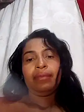 Lia Phone  online show from July 7, 2026, 7:23 am