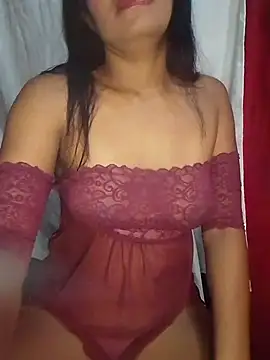 Lia Phone  online show from August 4, 2026, 5:21 am