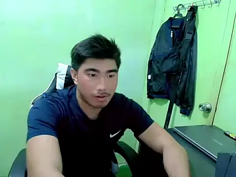 Snapshot of Hunkfireman chatting on June 3, 2026, 12:46 am Hunkfireman online show from June 3, 2026, 12:46 am