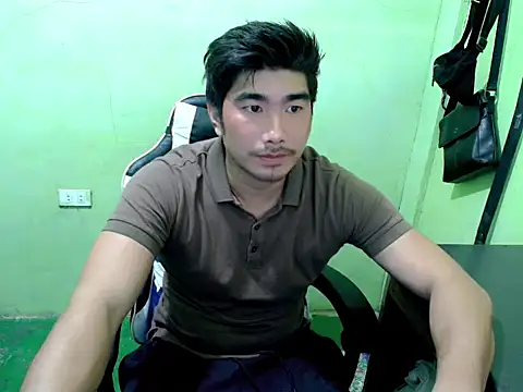 Snapshot of Hunkfireman chatting on June 28, 2026, 1:44 am Hunkfireman online show from June 28, 2026, 1:44 am