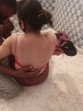 Secret Hotcouple online show from June 30, 2026, 5:30 am