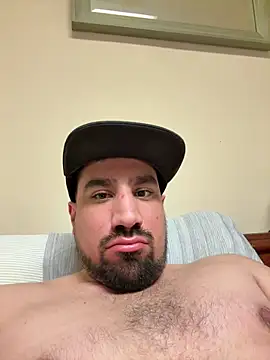 daddyking1013 online show from April 3, 2026, 4:54 am