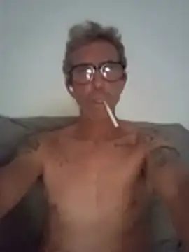 Snapshot of chris-sbh11 chatting on July 2, 2026, 3:34 am chris-sbh11 online show from July 2, 2026, 3:34 am