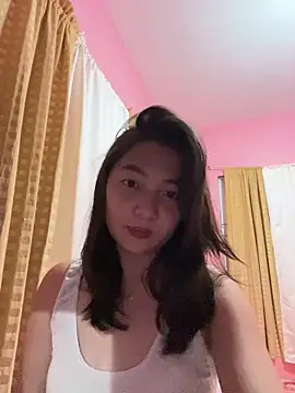 onlykays  online show from April 3, 2026, 4:05 pm