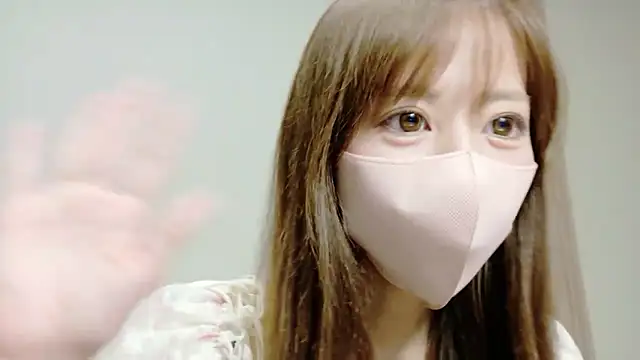 Snapshot of miraichan_v chatting on April 14, 2026, 9:59 am miraichan v online show from April 14, 2026, 9:59 am