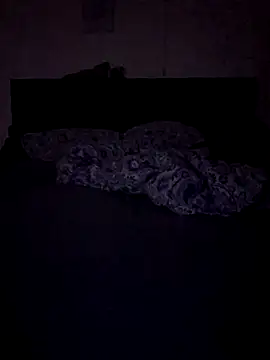 Blondibaby online show from April 15, 2026, 6:59 pm