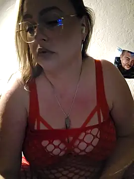 Snapshot of Blondibaby chatting on May 12, 2026, 7:22 pm Blondibaby online show from May 12, 2026, 7:22 pm