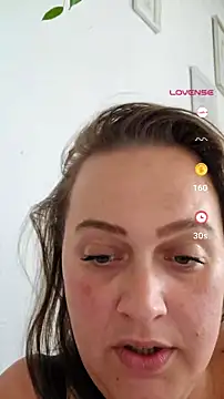Snapshot of Blondibaby chatting on July 12, 2026, 2:19 pm Blondibaby online show from July 12, 2026, 2:19 pm