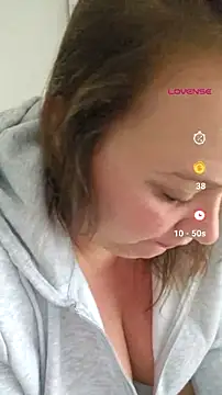 Snapshot of Blondibaby chatting on July 18, 2026, 7:23 am Blondibaby online show from July 18, 2026, 7:23 am