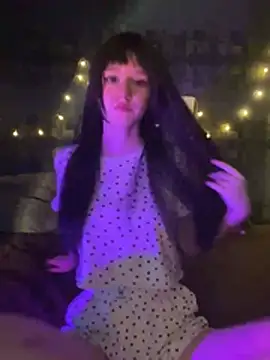 Snapshot of nicenessy chatting on April 5, 2026, 12:24 pm nicenessy online show from April 5, 2026, 12:24 pm