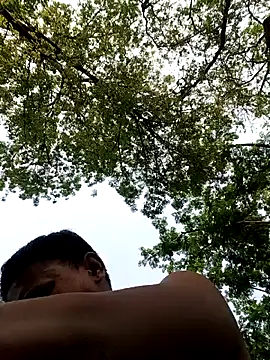 Snapshot of SONUKUMAR8 chatting on April 4, 2026, 10:35 am SONUKUMAR8 online show from April 4, 2026, 10:35 am