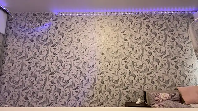  mimilana  online show from April 8, 2026, 11:43 am