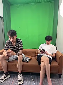 Snapshot of wxh8866 chatting on April 5, 2026, 6:10 am wxh8866 online show from April 5, 2026, 6:10 am