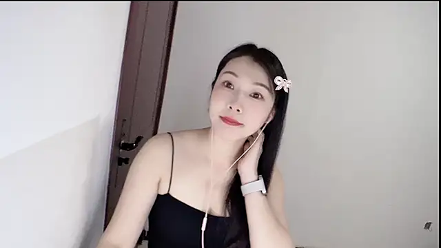 Snapshot of mengm0404 chatting on June 8, 2026, 3:01 pm mengm0404 online show from June 8, 2026, 3:01 pm