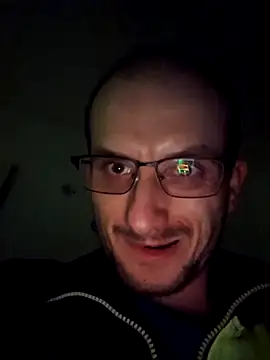 UpbeatXiphias online show from April 20, 2026, 3:31 am