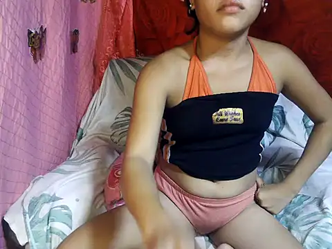kiffy miley79 online show from June 4, 2026, 11:22 pm