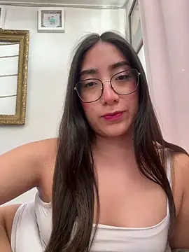 Snapshot of vampiralatina chatting on May 28, 2026, 7:11 pm vampiralatina online show from May 28, 2026, 7:11 pm