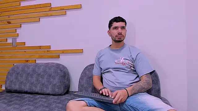 Mateew   online show from April 6, 2026, 2:07 pm