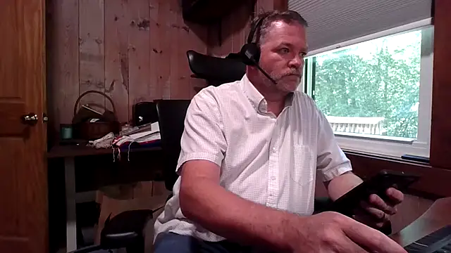 JJ CONN78 online show from June 4, 2026, 6:14 pm
