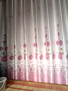 saya 006 online show from April 17, 2026, 12:46 am