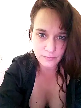 Snapshot of Maggie38 chatting on June 6, 2026, 5:39 pm Maggie38 online show from June 6, 2026, 5:39 pm