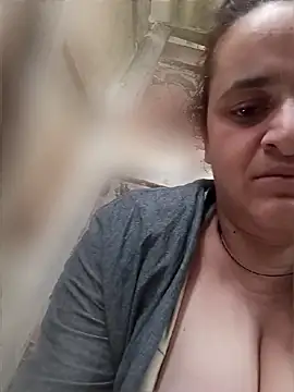 AnabelBexley online show from April 14, 2026, 6:08 am