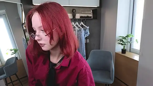 Snapshot of MaisieWillians chatting on July 29, 2026, 4:32 am MaisieWillians online show from July 29, 2026, 4:32 am