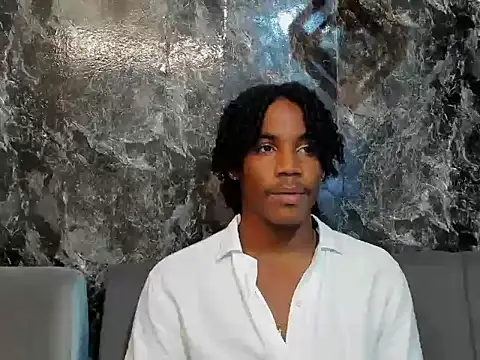 Snapshot of axel_silva4 chatting on June 6, 2026, 7:51 pm axel silva4 online show from June 6, 2026, 7:51 pm