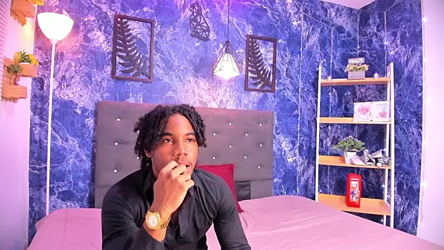 Snapshot of axel_silva4 chatting on June 12, 2026, 7:35 pm axel silva4 online show from June 12, 2026, 7:35 pm