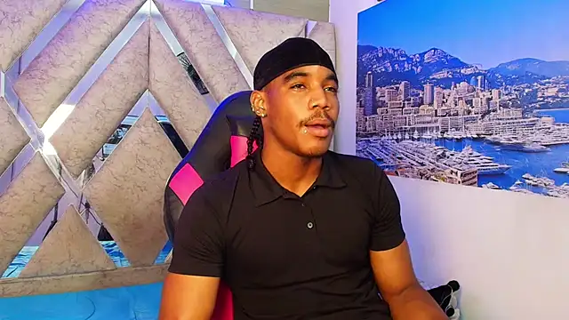 Snapshot of axel_silva4 chatting on June 23, 2026, 7:45 pm axel silva4 online show from June 23, 2026, 7:45 pm