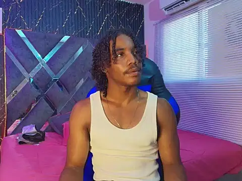 Snapshot of axel_silva4 chatting on June 27, 2026, 7:30 pm axel silva4 online show from June 27, 2026, 7:30 pm