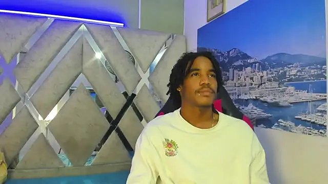 Snapshot of axel_silva4 chatting on June 28, 2026, 8:15 pm axel silva4 online show from June 28, 2026, 8:15 pm
