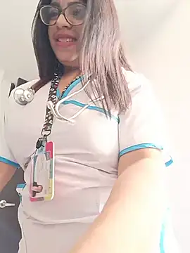 Snapshot of Solange_686 chatting on June 23, 2026, 8:18 pm Solange 686 online show from June 23, 2026, 8:18 pm