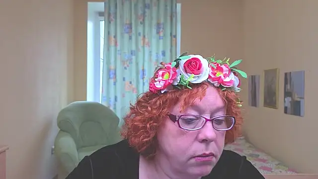Snapshot of Fara_Flutte chatting on April 21, 2026, 5:25 am Fara Flutte online show from April 21, 2026, 5:25 am