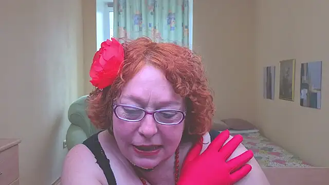 Snapshot of Fara_Flutte chatting on April 24, 2026, 6:16 am Fara Flutte online show from April 24, 2026, 6:16 am