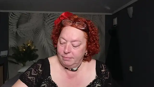 Snapshot of Fara_Flutte chatting on May 21, 2026, 5:25 am Fara Flutte online show from May 21, 2026, 5:25 am