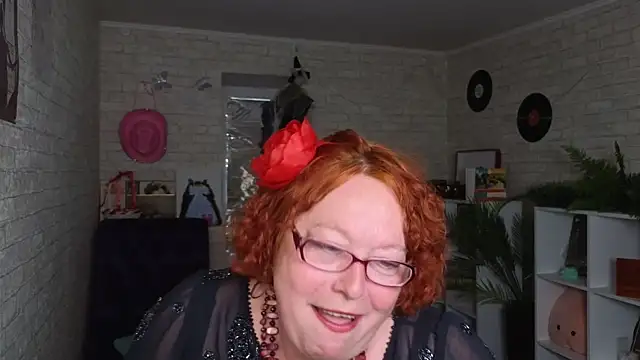 Snapshot of Fara_Flutte chatting on May 28, 2026, 5:38 am Fara Flutte online show from May 28, 2026, 5:38 am
