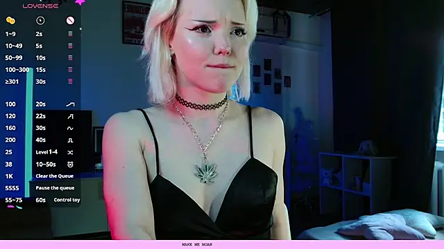 Snapshot of evianlui chatting on June 16, 2026, 9:12 am evianlui online show from June 16, 2026, 9:12 am