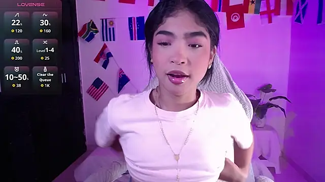 Jully dreams online show from June 20, 2026, 4:54 pm