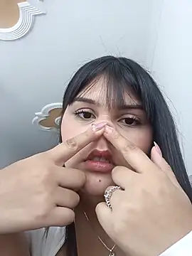 Nicky77  online show from April 16, 2026, 9:39 pm