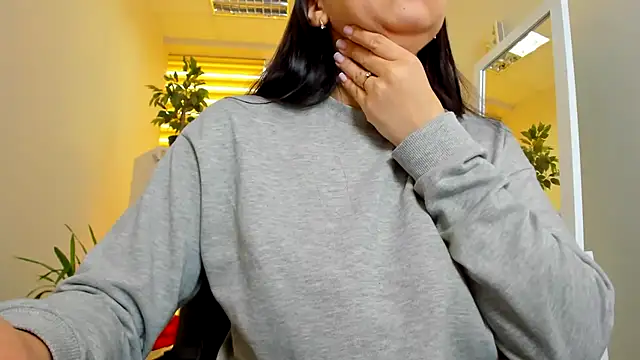 Snapshot of Tianniaa chatting on April 17, 2026, 7:44 am Tianniaa online show from April 17, 2026, 7:44 am