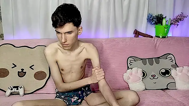 GoodBoyLuca online show from June 28, 2026, 12:16 am