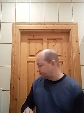 Snapshot of Luceriusbigass chatting on December 20, 2024, 5:29 pm Luceriusbigass online show from December 20, 2024, 5:29 pm