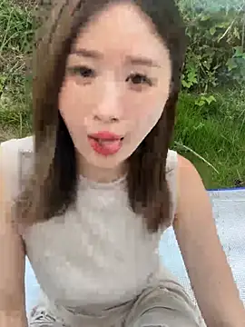 qin205205 online show from July 14, 2026, 11:49 am