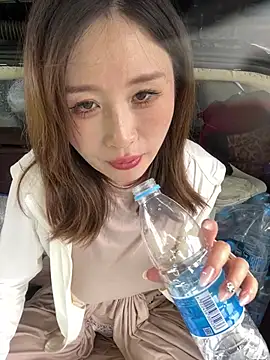 qin205205 online show from July 19, 2026, 2:48 am