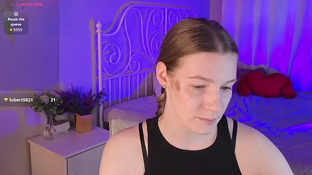 Vanessa   Lui online show from April 13, 2026, 4:34 pm